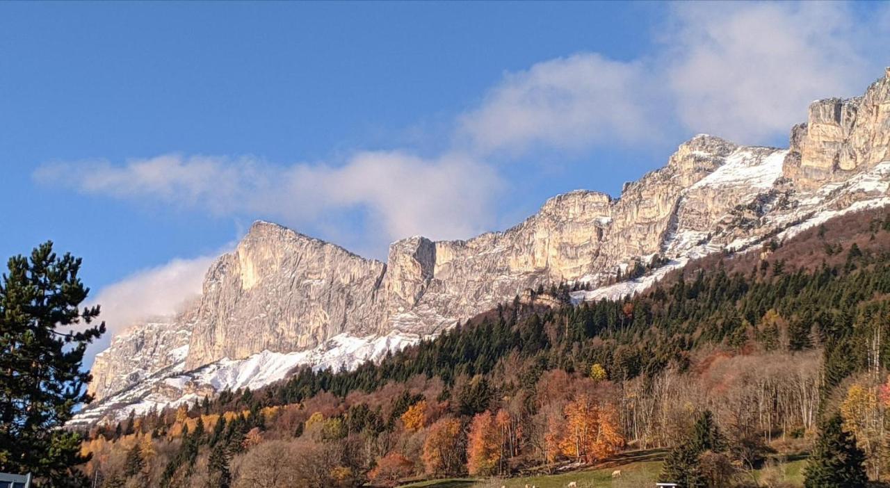 Maison Familiale En Montagne Avec Vue Merveilleuse Sur Le Massif De Belledonne Saint-Bernard  Ngoại thất bức ảnh