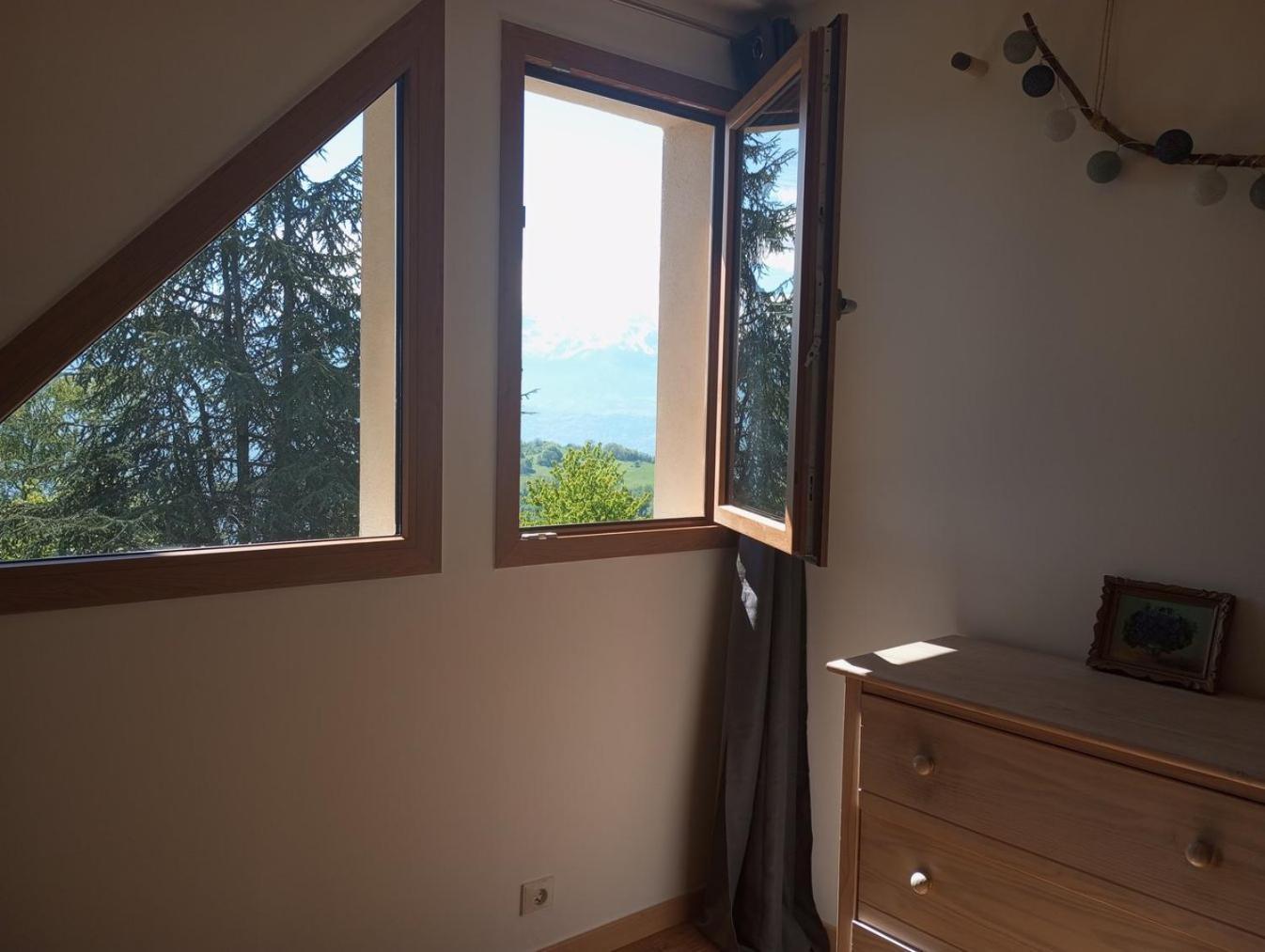 Maison Familiale En Montagne Avec Vue Merveilleuse Sur Le Massif De Belledonne Saint-Bernard  Ngoại thất bức ảnh